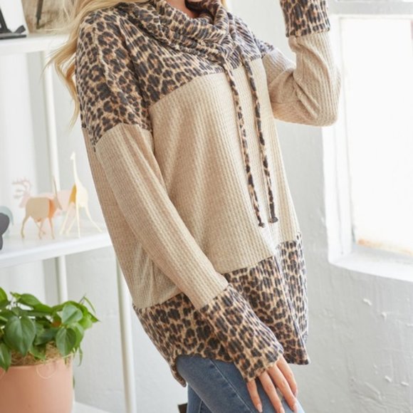 *ONLY 1 LEFT*   Cowl Neck Waffle Shirt Animal Print Colorblock - Picture 6 of 7